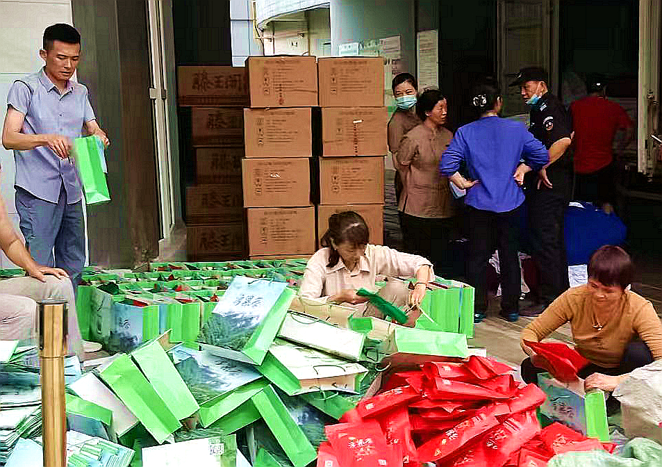 73e30b45eb766be305af1782d3b2285.jpg 73e30b45eb766be305af1782d3b2285.jpg