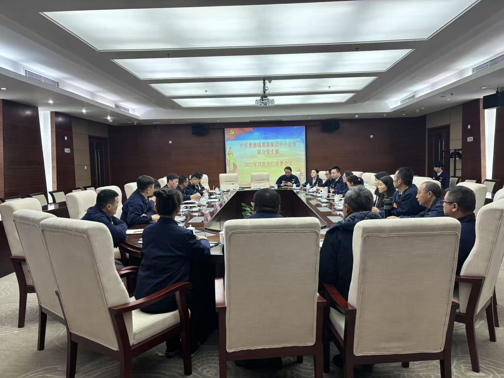 1010986115.jpg 1010986115.jpg