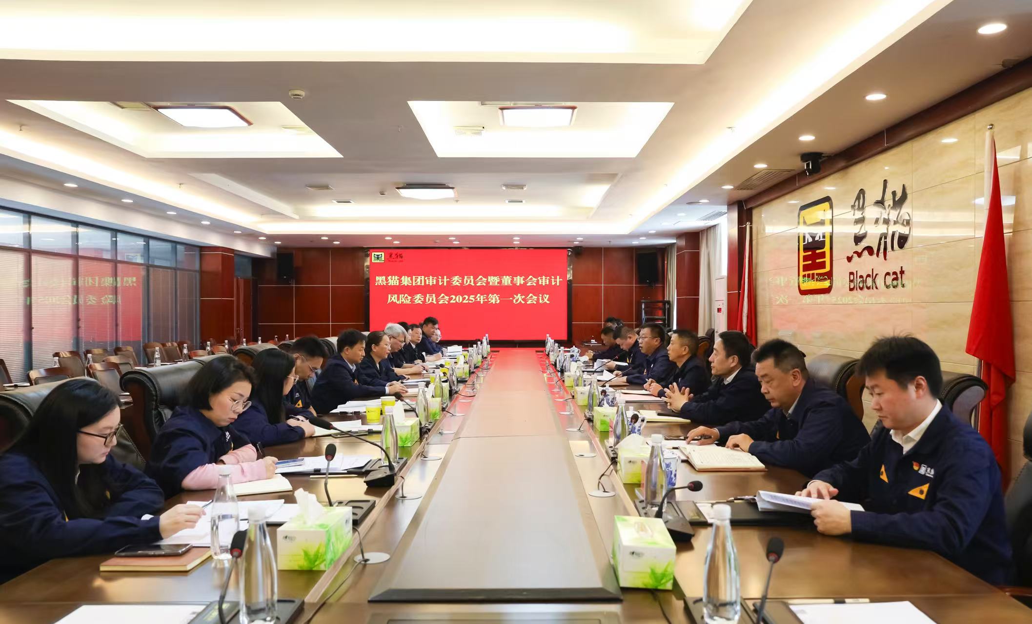 會議現(xiàn)場.jpg 會議現(xiàn)場.jpg